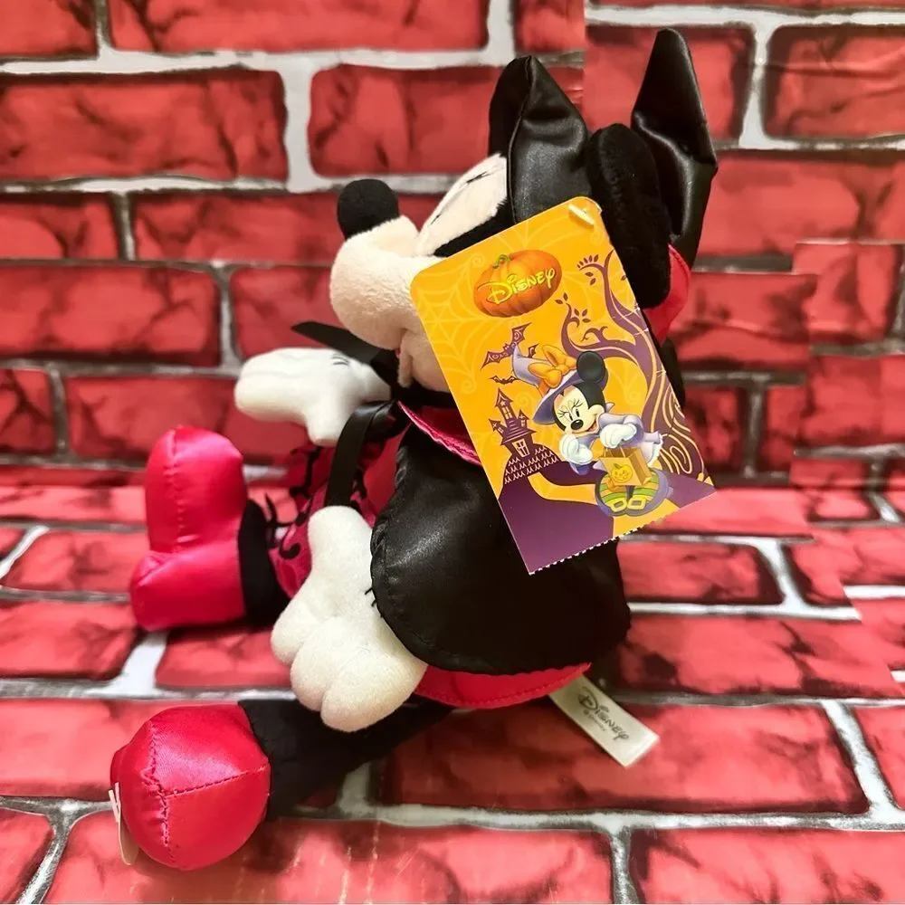 Disney Minnie Mouse Halloween witch interactive toy